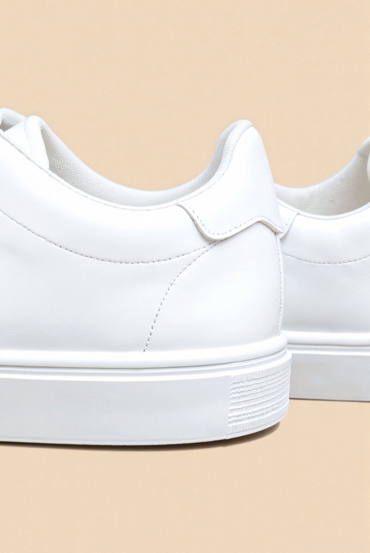 Belmont Classic Sneaker