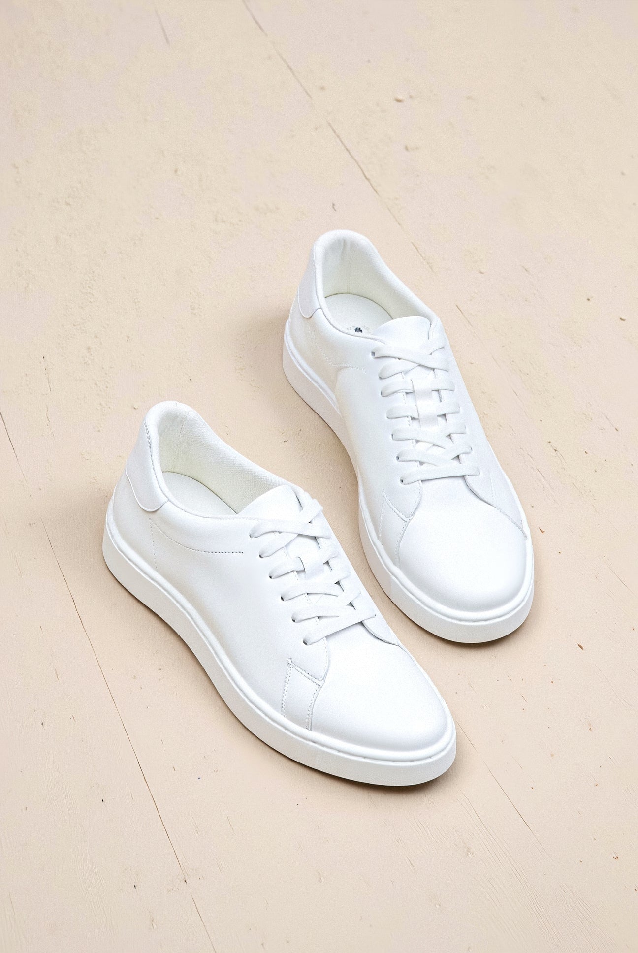 Belmont Classic Sneaker