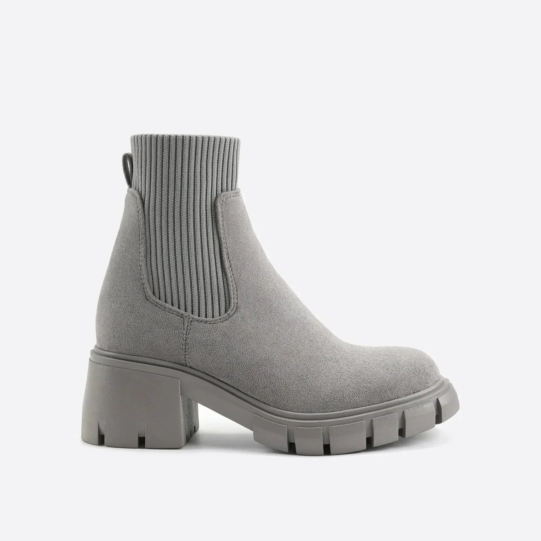 Belmont Elegant Chelsea boots