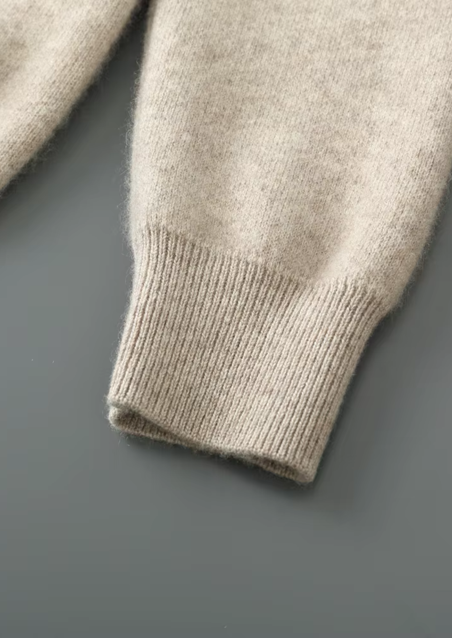 BELMONT WOOL V-NECK CARDIGAN