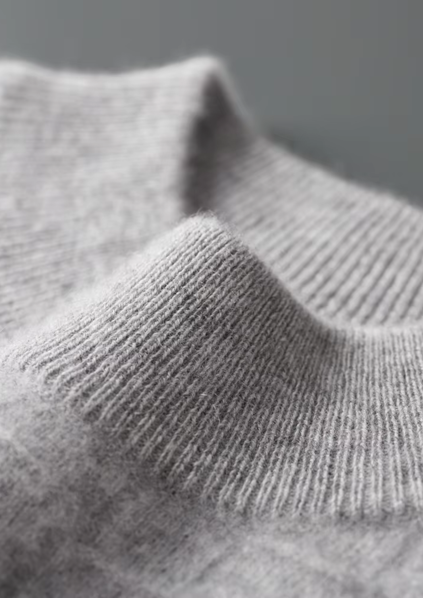Belmont  WOOL TEXTURED MOCKNECK