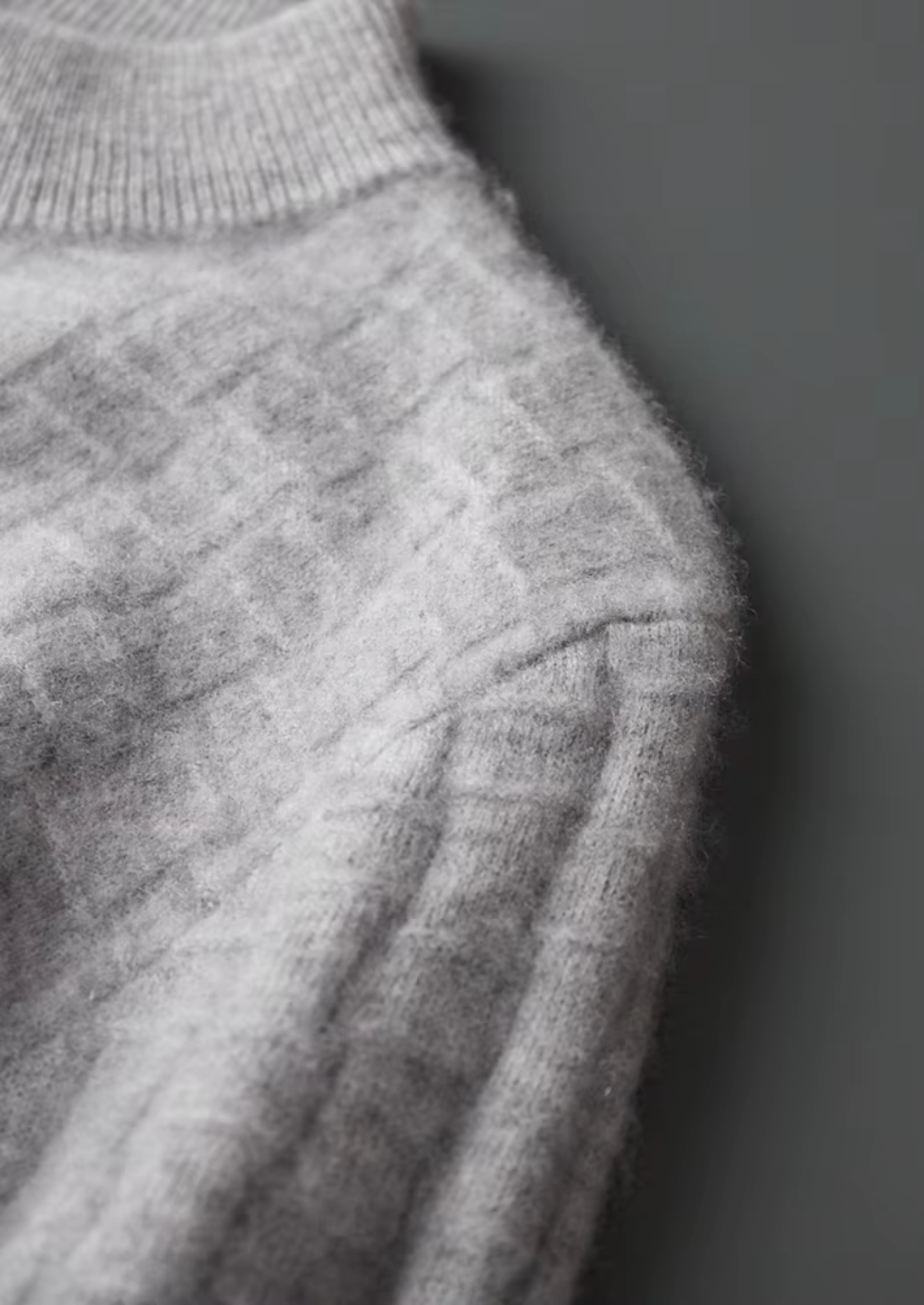Belmont  WOOL TEXTURED MOCKNECK