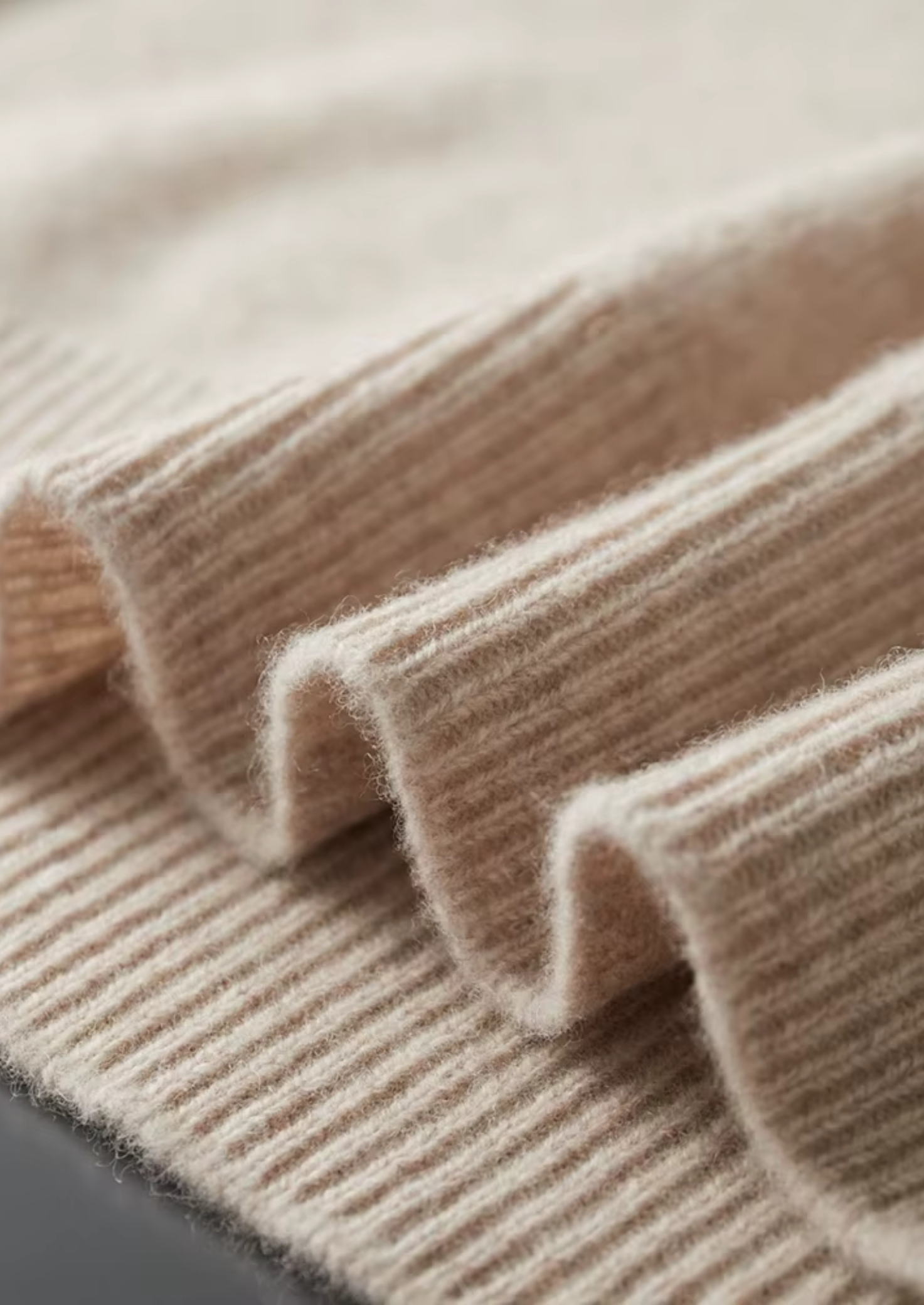 Belmont  WOOL BUTTON HOODIE